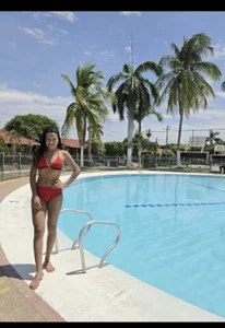 Zdjęcia _shantal_smith Guys, thanks for all your support and for helping me have a great weekend. 💖🏊‍♂️:  3