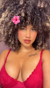 Kendra_curly Me Pic 4