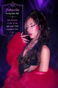 💋𝓼𝓽𝓮𝓹 𝓲𝓷𝓽𝓸 𝓶𝔂 𝔀𝓸𝓻𝓵𝓭💋 de Nyx_Lamort  Imagens