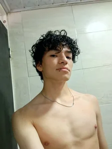 RoffLust Public Poză 5