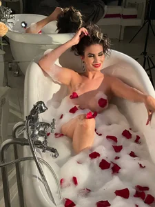 EvelynFrances Public Pic 4