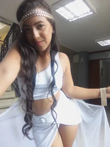 Hilary_Smile_ Greek fiery goddess ⚖🏹 Immagine  4