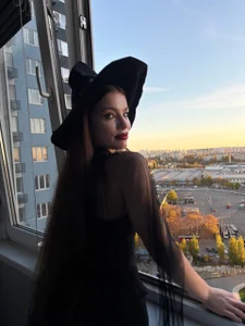 Your little Witch de TayaSun  2 Imagens