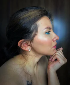 karlamorris_ FACE Immagine  3