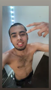 iLoveGirlsOnlyStr8Asf Look at your daddy, I’m sexy right? Foto