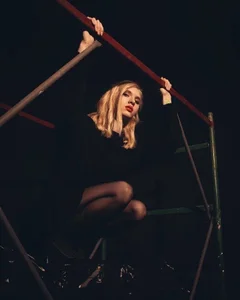 Kitty_Blondie: Public ( 3 фото)