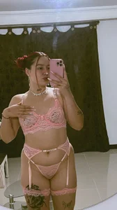 annika_taylor: 💗 ( 2 фото)