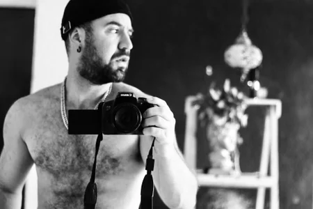 ADONIS_ART01 Black and white Fotka 5