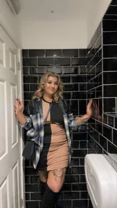 Curvy_Rosie99 Public Pic 3