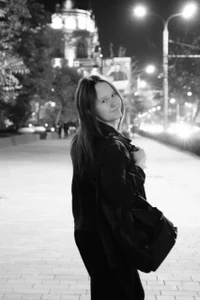 GisellePrescott a walk with Riasu💕 Pic