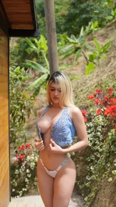 violeta_aroca Like a Flower Pic