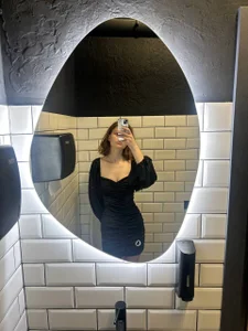 AliveCute Public Billede