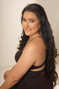 BellaPeers_ Public Pic 6