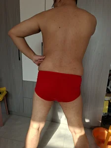 a_jie red underwear Pic