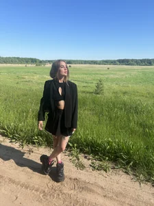 KiraMyers happy me Pic 6