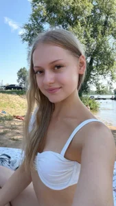onelovelyalice's XXX Nude Photo 3