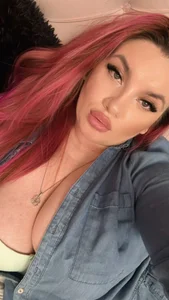 MelanieBrownn Are you a curious one ? 사진 5