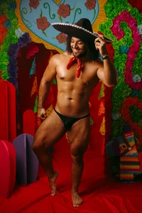 MikeEstevess 5 MAY IT'S HERE!! 🌮🌮 Pic 2