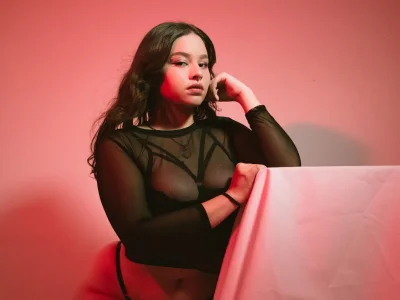 LucieAngels red temptation ❤️ Pic