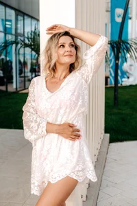 PrettyTayaOne Public  4টি ছবি