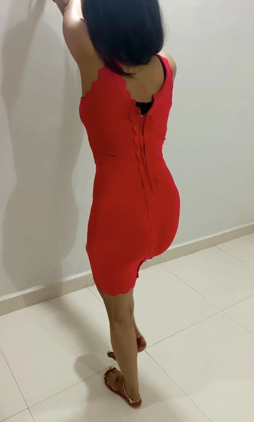 HOT-SHAKIRA