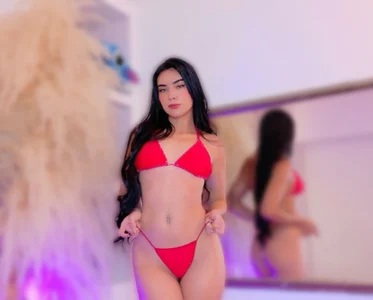 Aliison1_: Public ( фото)