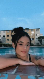 Sweettviolet_ Public Pic 2