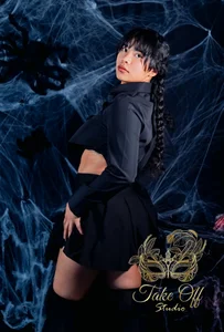 laureentt_ Fear is sexy. tonight, let me be your sweet nightmare Pic 2