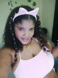 LilythBrown69 cute eyes Pic 2