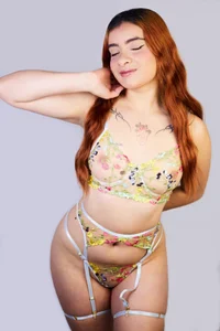 Naomy_tay1 Me🌷 slika 4