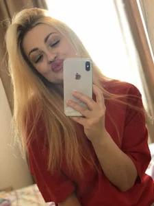 TalloriBloom Public Pic