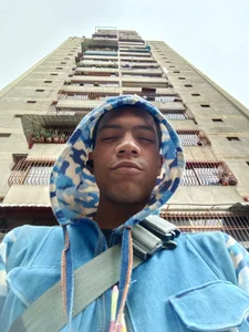 jr121221 Public slika