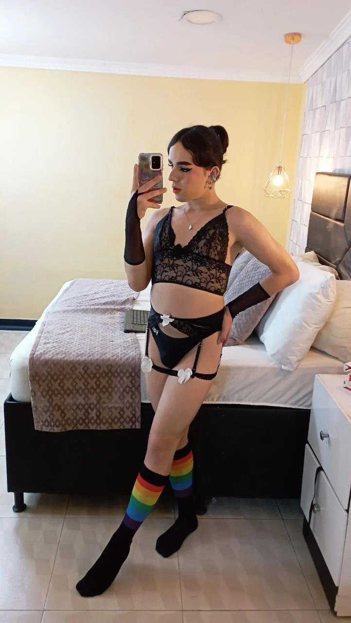 JustinePerry Trending Plaatje 4397