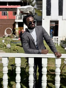 Ebanhot About me зображення