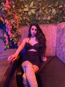 Polly_Aqua Night Out! Pic 4