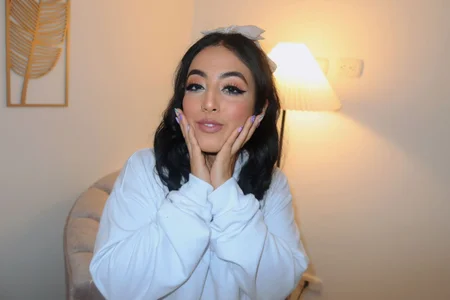 kim_thompson_1 Like a angel Pic