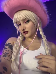 Kallen_kozuky Cow sweet girl💖 Pic