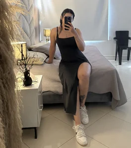 samiradollの🌸🖤very sexy black dress 🖤🌸🌸の 2枚の写真