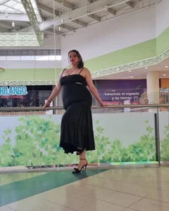 Aleja_Gonzales Happy New Year 2025 Immagine  4