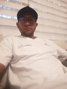 Public od LARRY_VITO  2 snímek