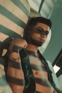 EdwardRoss_ kullanıcısının Your favorite boy albümü -  8 fotoğraf