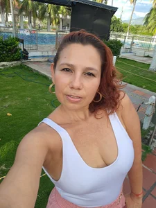 nayasex_ Mmmmm in the park Pic 6