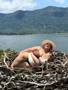 At rest in a beautiful dam in Colombia de BBW_salome  8 photos