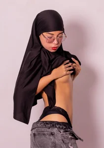 naishaa_Sexy Arab girl in jeans❤ Bild 2