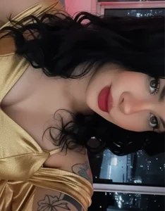 BlooddVelvet's Meli dice Hola Sex Photo 2