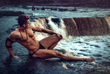 hornystripman97 Public Fotka