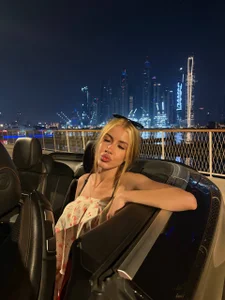 Humble_Peach Public Pic 4