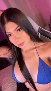 JanyLunaa Your blue angel Pic 4