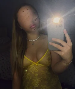 petitelucyXoxxPublic Bild