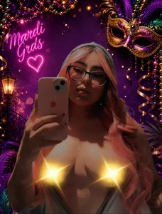 Amy_whittee ENJOY MY PINK DAY Pic